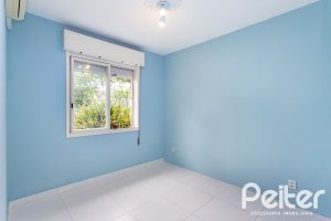 Casa à venda com 225m², 4 dormitórios, 2 suítes, 4 vagas, no bairro Tristeza em Porto Alegre