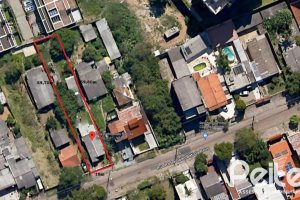Terreno à venda com 597m², no bairro Tristeza em Porto Alegre
