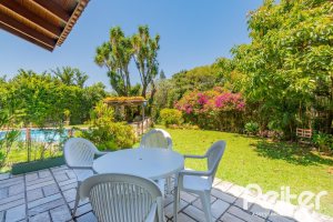 Casa em Condomínio à venda com 600m², 4 dormitórios, 2 suítes, 5 vagas, no bairro Cavalhada em PORTO ALEGRE