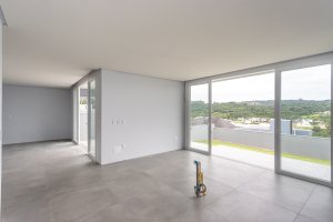 Casa em Condomínio à venda com 286m², 3 dormitórios, 3 suítes, 4 vagas, no bairro Alphaville em PORTO ALEGRE