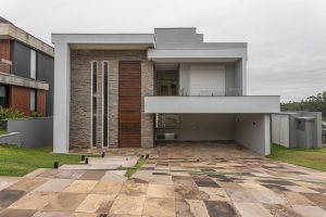 Casa em Condomínio à venda com 286m², 3 dormitórios, 3 suítes, 4 vagas, no bairro Alphaville em PORTO ALEGRE