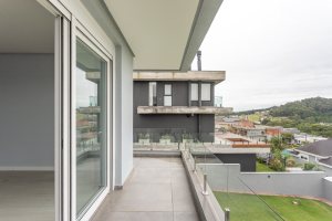 Casa em Condomínio à venda com 286m², 3 dormitórios, 3 suítes, 4 vagas, no bairro Alphaville em PORTO ALEGRE