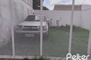 Casa em Condomínio à venda com 117m², 3 dormitórios, 1 suíte, 2 vagas, no bairro Tristeza em Porto Alegre