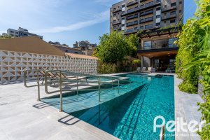 Apartamento à venda com 108m², 3 dormitórios, 1 suíte, 2 vagas, no bairro Tristeza em PORTO ALEGRE