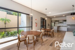 Apartamento à venda com 108m², 3 dormitórios, 1 suíte, 2 vagas, no bairro Tristeza em PORTO ALEGRE