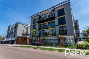 Apartamento à venda com 108m², 3 dormitórios, 1 suíte, 2 vagas, no bairro Tristeza em PORTO ALEGRE