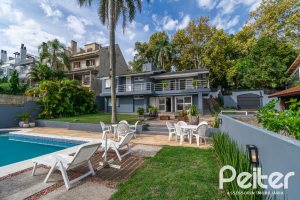 Casa à venda com 312m², 5 dormitórios, 5 suítes, 5 vagas, no bairro Vila Conceição em Porto Alegre