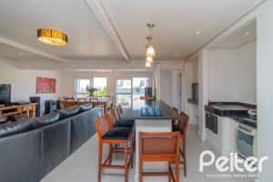 Casa à venda com 312m², 5 dormitórios, 5 suítes, 5 vagas, no bairro Vila Conceição em Porto Alegre