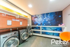 Apartamento à venda com 40m², 1 dormitório, 1 vaga, no bairro Cristal em PORTO ALEGRE