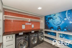 Apartamento à venda com 40m², 1 dormitório, 1 suíte, 1 vaga, no bairro Cristal em PORTO ALEGRE