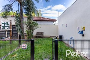 Apartamento à venda com 40m², 1 dormitório, 1 suíte, 1 vaga, no bairro Cristal em PORTO ALEGRE