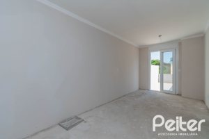 Casa em Condomínio à venda com 293m², 3 dormitórios, 3 suítes, 3 vagas, no bairro Tristeza em Porto Alegre