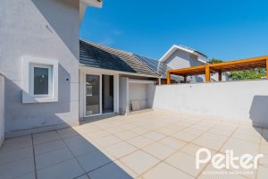 Casa em Condomínio à venda com 293m², 3 dormitórios, 3 suítes, 3 vagas, no bairro Tristeza em Porto Alegre