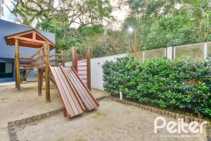 Apartamento à venda com 83m², 3 dormitórios, 1 suíte, 2 vagas, no bairro Tristeza em PORTO ALEGRE