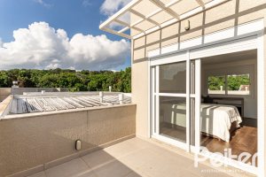 Casa em Condomínio à venda com 162m², 4 dormitórios, 2 suítes, 2 vagas, no bairro Vila Nova em PORTO ALEGRE