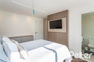 Casa em Condomínio à venda com 162m², 4 dormitórios, 2 suítes, 2 vagas, no bairro Vila Nova em PORTO ALEGRE