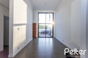 Casa em Condomínio à venda com 98m², 3 dormitórios, 1 suíte, 2 vagas, no bairro Hípica em Porto Alegre