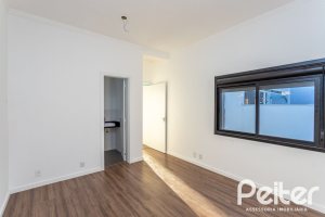 Casa em Condomínio à venda com 98m², 3 dormitórios, 1 suíte, 2 vagas, no bairro Hípica em Porto Alegre