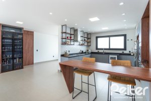 Casa em Condomínio à venda com 270m², 3 dormitórios, 3 suítes, 3 vagas, no bairro Alphaville em PORTO ALEGRE