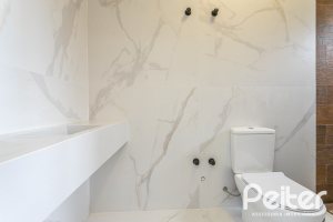 Casa em Condomínio à venda com 270m², 3 dormitórios, 3 suítes, 3 vagas, no bairro Alphaville em PORTO ALEGRE