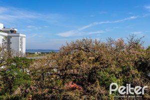 Apartamento à venda com 79m², 3 dormitórios, no bairro Cristal em Porto Alegre