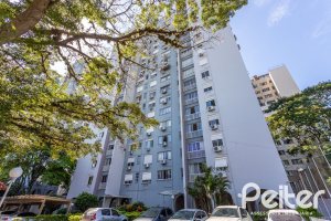Apartamento à venda com 79m², 3 dormitórios, no bairro Cristal em Porto Alegre