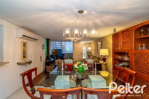 Casa em Condomínio à venda com 160m², 3 dormitórios, 1 suíte, 2 vagas, no bairro Tristeza em PORTO ALEGRE