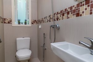 Casa em Condomínio à venda com 160m², 3 dormitórios, 1 suíte, 2 vagas, no bairro Tristeza em PORTO ALEGRE