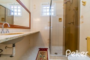 Casa em Condomínio à venda com 160m², 3 dormitórios, 1 suíte, 2 vagas, no bairro Tristeza em PORTO ALEGRE