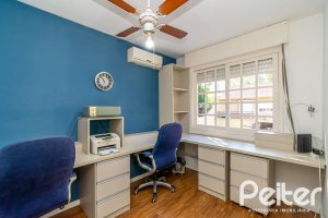 Casa em Condomínio à venda com 160m², 3 dormitórios, 1 suíte, 2 vagas, no bairro Tristeza em PORTO ALEGRE