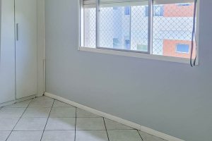 Apartamento à venda com 76m², 3 dormitórios, 1 vaga, no bairro Cristal em Porto Alegre