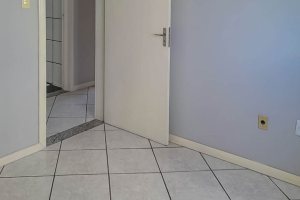 Apartamento à venda com 76m², 3 dormitórios, 1 vaga, no bairro Cristal em Porto Alegre