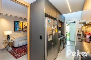 Casa em Condomínio à venda com 240m², 3 dormitórios, 1 suíte, 2 vagas, no bairro Tristeza em Porto Alegre