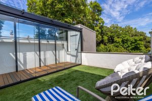 Casa em Condomínio à venda com 240m², 3 dormitórios, 1 suíte, 2 vagas, no bairro Tristeza em Porto Alegre