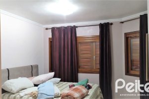 Casa à venda com 160m², 3 dormitórios, 3 suítes, 7 vagas, no bairro Centro em Tramandaí