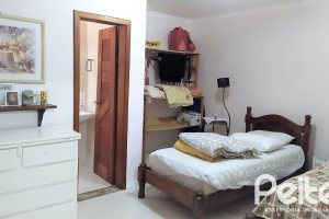 Casa à venda com 160m², 3 dormitórios, 3 suítes, 7 vagas, no bairro Centro em Tramandaí