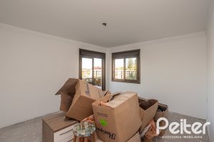 Apartamento à venda com 134m², 3 dormitórios, 1 suíte, 2 vagas, no bairro Tristeza em PORTO ALEGRE
