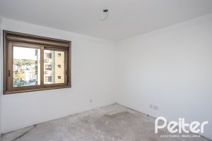 Apartamento à venda com 134m², 3 dormitórios, 1 suíte, 2 vagas, no bairro Tristeza em PORTO ALEGRE