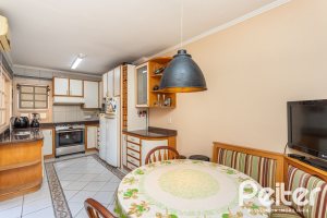 Casa em Condomínio à venda com 176m², 4 dormitórios, 2 suítes, 3 vagas, no bairro Ipanema em Porto Alegre