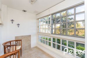 Casa em Condomínio à venda com 176m², 4 dormitórios, 2 suítes, 3 vagas, no bairro Ipanema em Porto Alegre