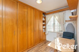 Casa em Condomínio à venda com 176m², 4 dormitórios, 2 suítes, 3 vagas, no bairro Ipanema em Porto Alegre