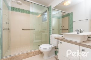 Casa em Condomínio à venda com 176m², 4 dormitórios, 2 suítes, 3 vagas, no bairro Ipanema em Porto Alegre