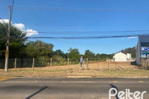 Terreno à venda com 2300m², no bairro Guarujá em Porto Alegre