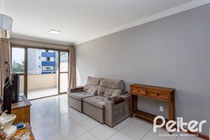 Apartamento à venda com 74m², 2 dormitórios, 1 suíte, 1 vaga, no bairro Santana em Porto Alegre