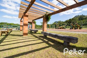 Casa em Condomínio à venda com 395m², 4 dormitórios, 4 suítes, 4 vagas, no bairro Alphaville em PORTO ALEGRE