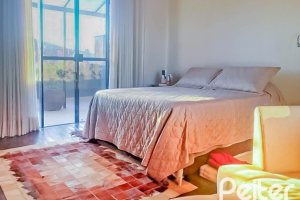 Casa em Condomínio à venda com 166m², 3 dormitórios, 2 suítes, 1 vaga, no bairro Hípica em Porto Alegre