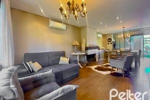 Casa em Condomínio à venda com 166m², 3 dormitórios, 2 suítes, 1 vaga, no bairro Hípica em Porto Alegre