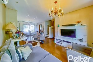 Casa em Condomínio à venda com 166m², 3 dormitórios, 2 suítes, 1 vaga, no bairro Hípica em Porto Alegre