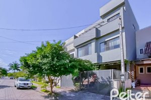 Casa em Condomínio à venda com 166m², 3 dormitórios, 2 suítes, 1 vaga, no bairro Hípica em Porto Alegre