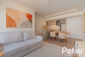 Apartamento à venda com 65m², 2 dormitórios, 1 suíte, 2 vagas, no bairro Tristeza em Porto Alegre
